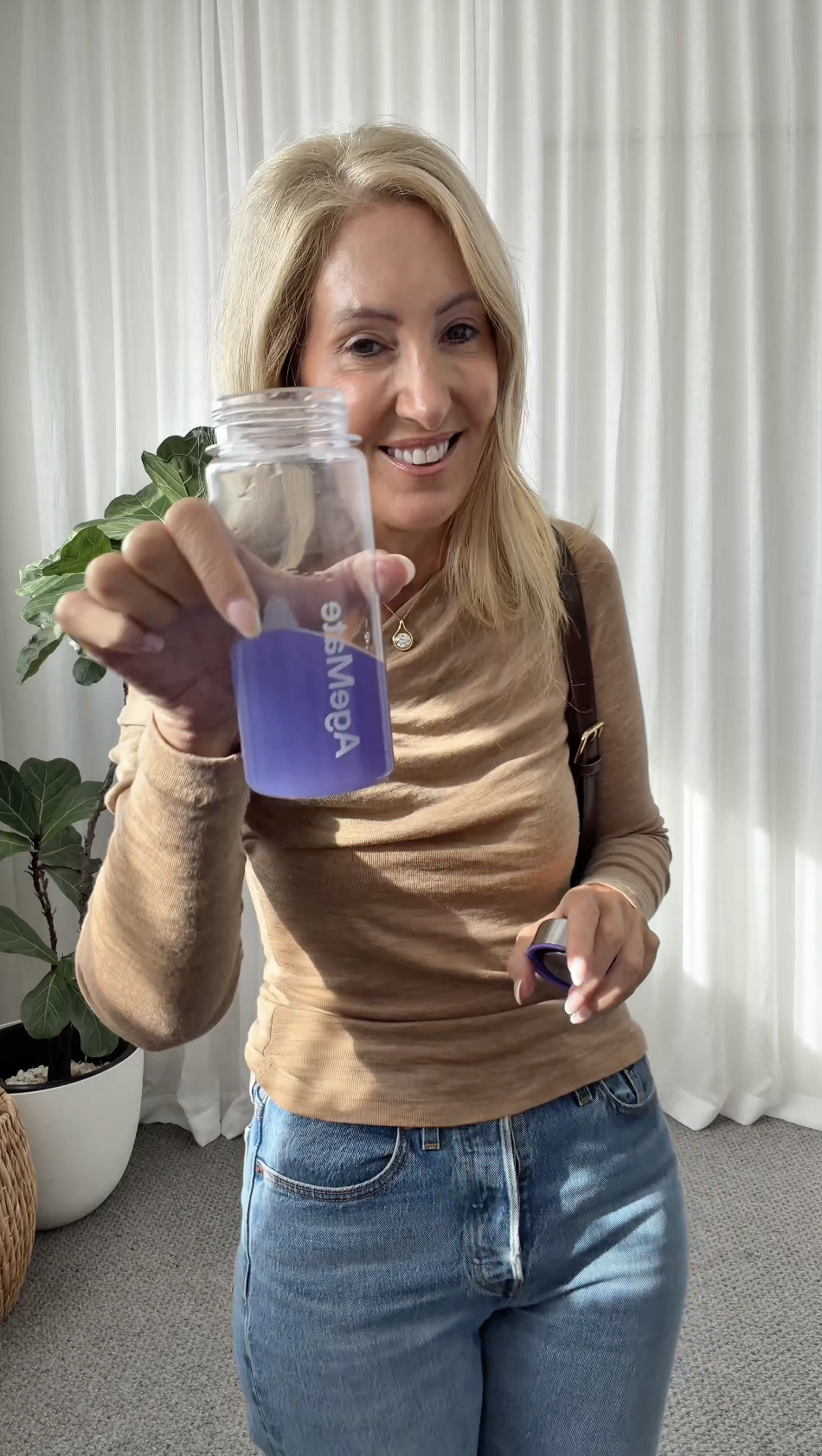 Hampton Housewife Facebook ad