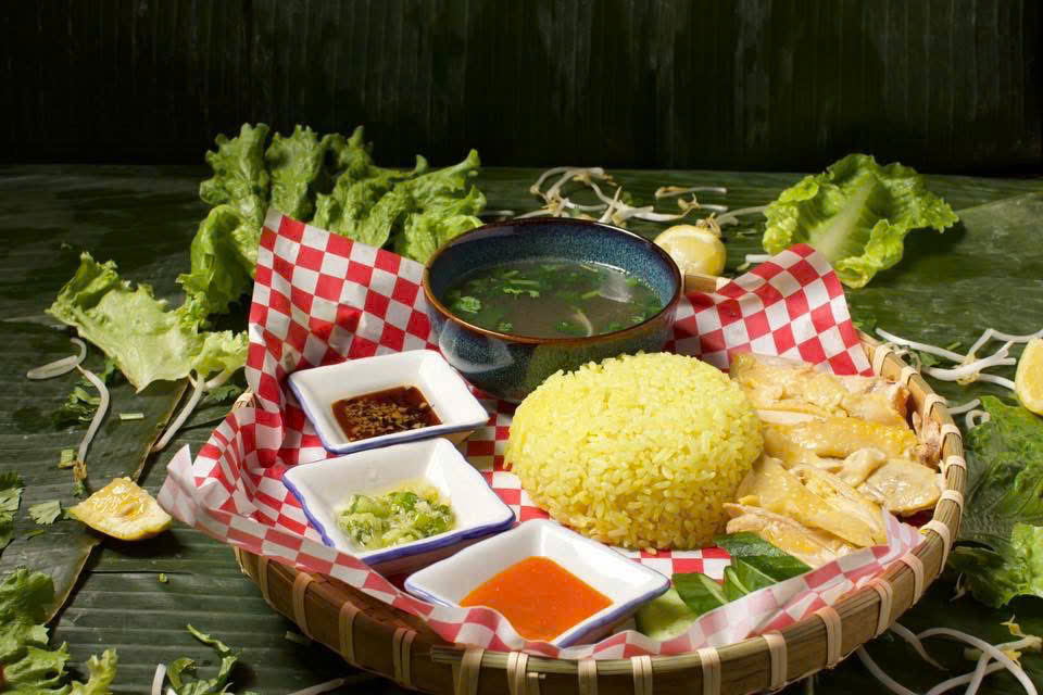 Lá Chuối Cuisine Facebook ad: Chat trong Messenger