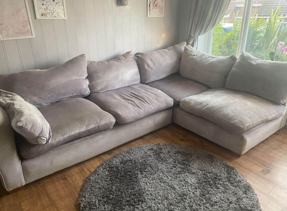 Sofalistic Facebook ad: Preloved Sofas, Delivered in 7 Days - Save…