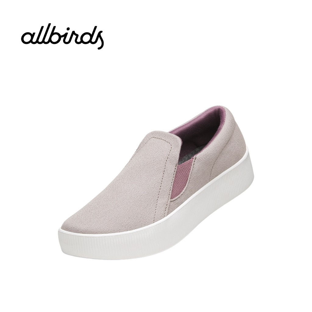 Allbirds Singapore Facebook ad: Whether you’re hitting the streets or keeping it…