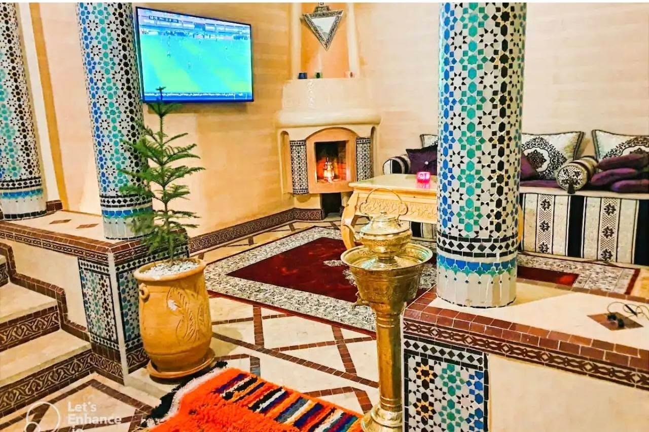 Alphashop24 Facebook ad: Welcome To Morocco Welcome To Marrakech
