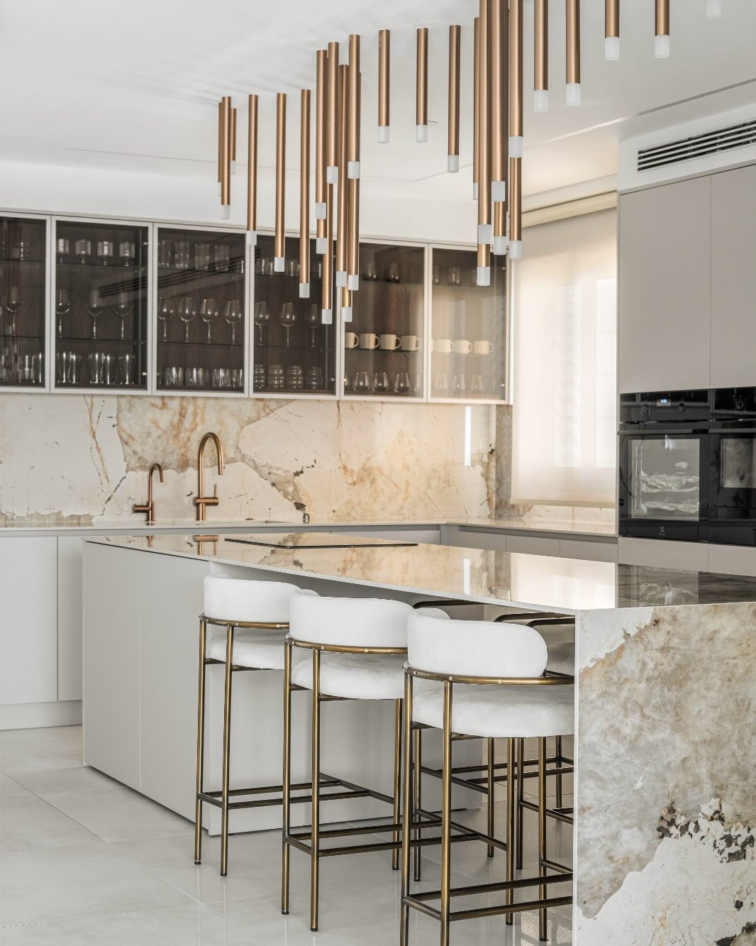 karin_dan_interiordesign Facebook ad: דירת קבלן שהפכה מסטנדרט ליוקרה