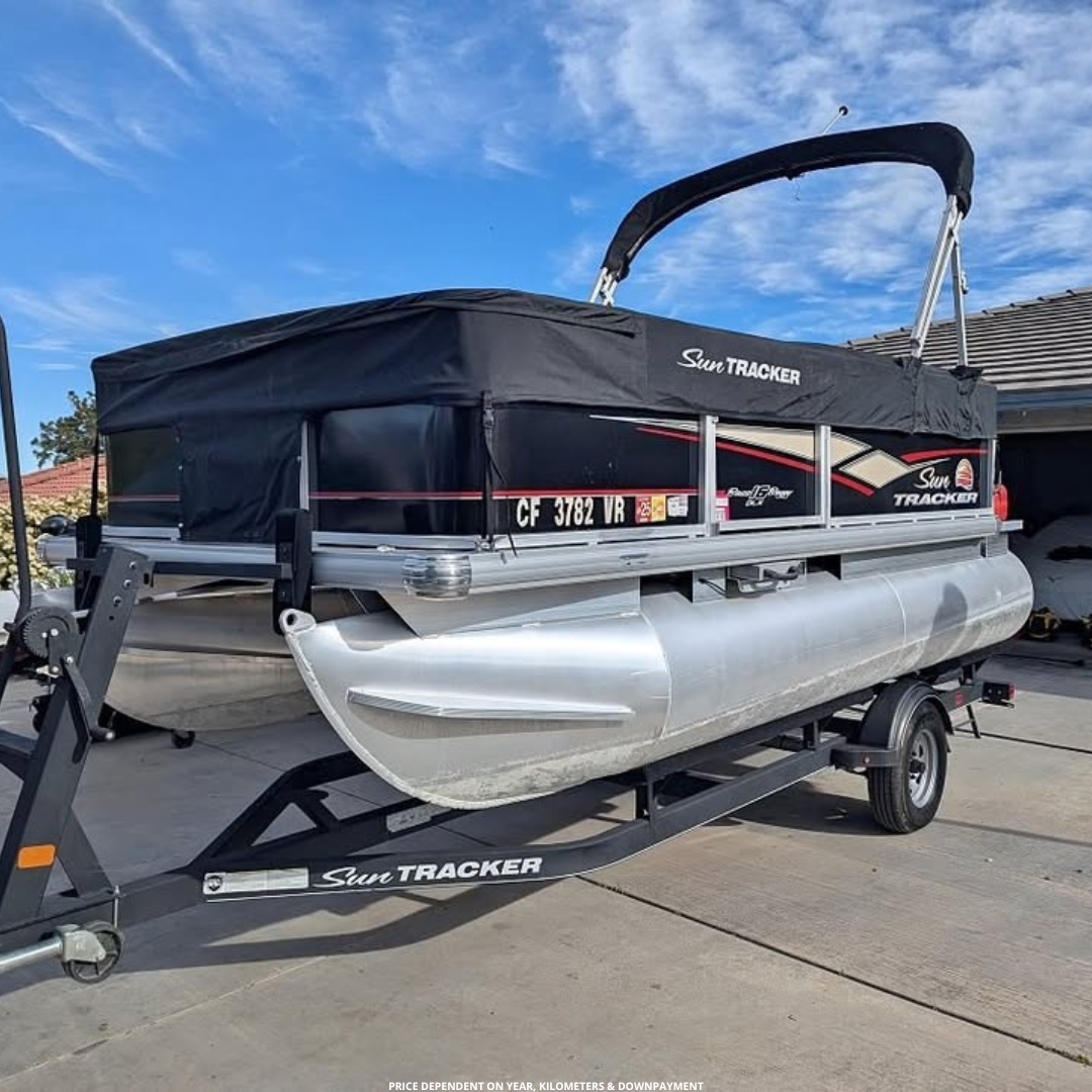 Boat Deal Canada Facebook ad