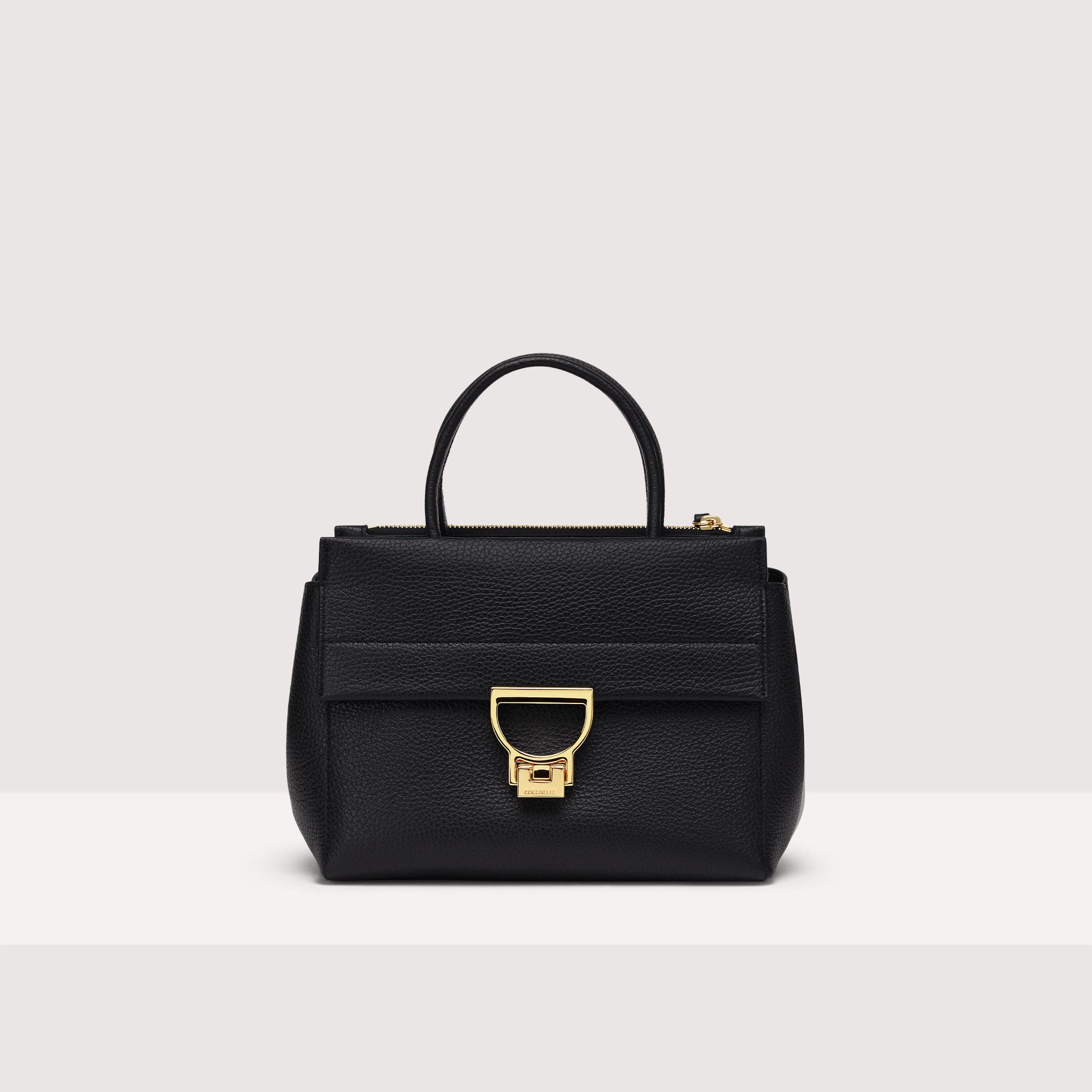 COCCINELLE Facebook ad