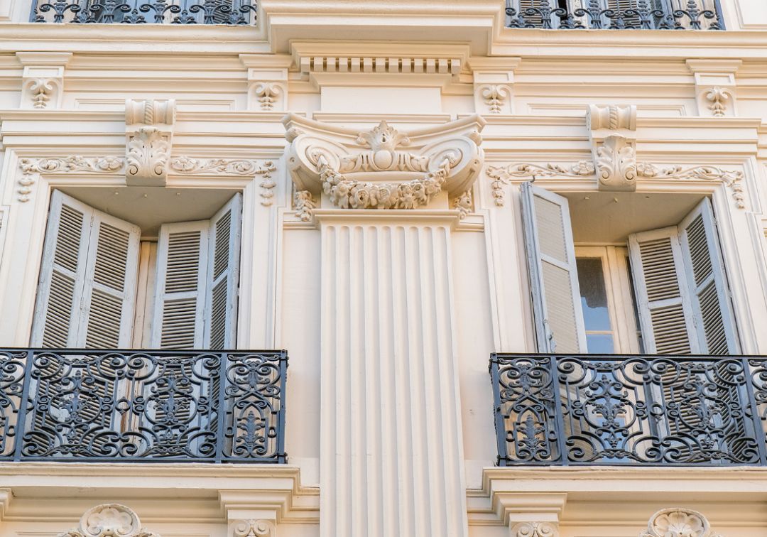 Bien Neuf Facebook ad: Votre projet immobilier à Marseille prend vie