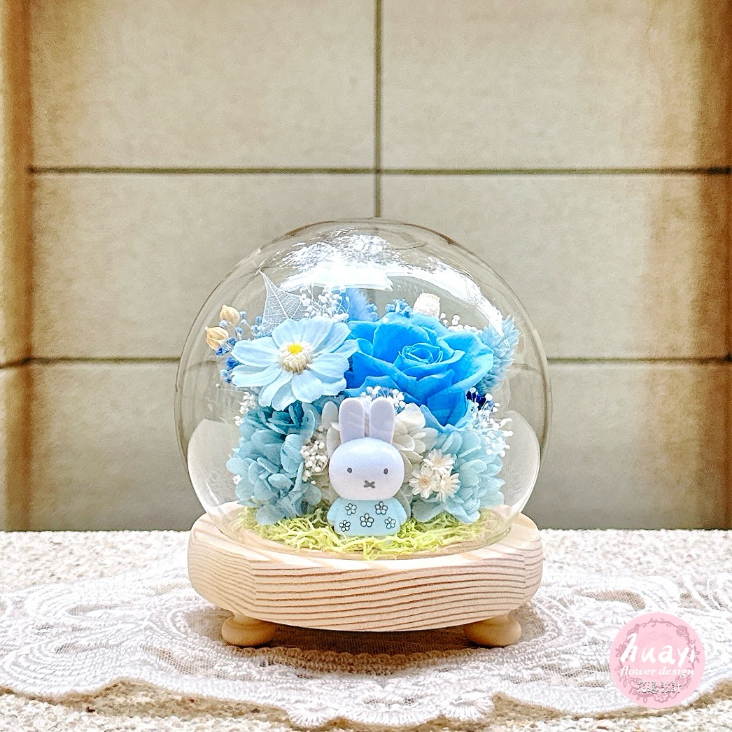 花逸設計/永生花/乾燥花/手作飾品Flower design Facebook ad: 客訂-Miffy米菲兔永生花圓型夜燈玻璃盅