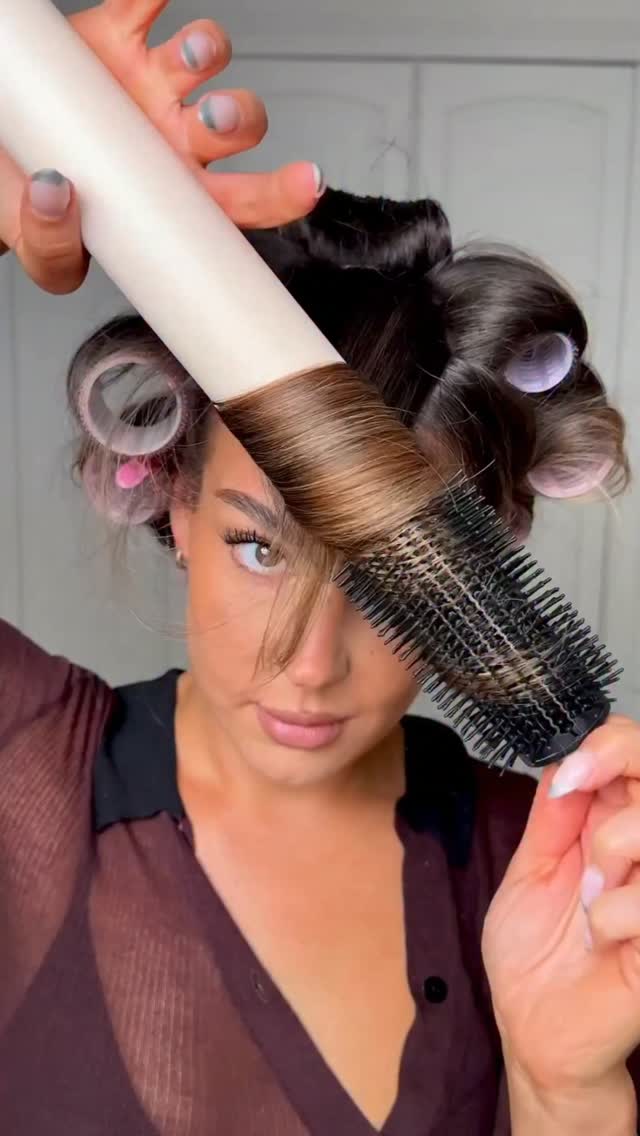 Hair by Sam McKnight Facebook ad: ad 90s cool girl volume blowout only using…