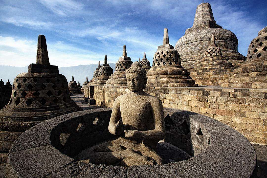 Traveloka Indonesia Facebook ad