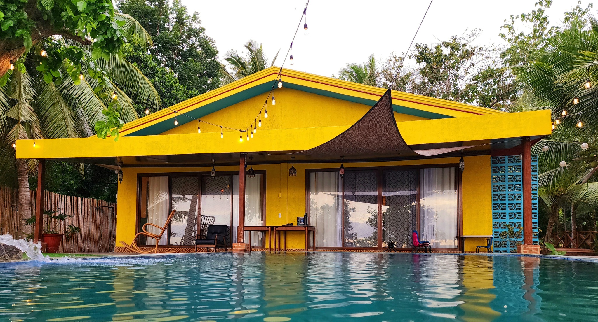 Casa Arsenio gitagum Facebook ad: YOU DESERVE A STAYCATION!