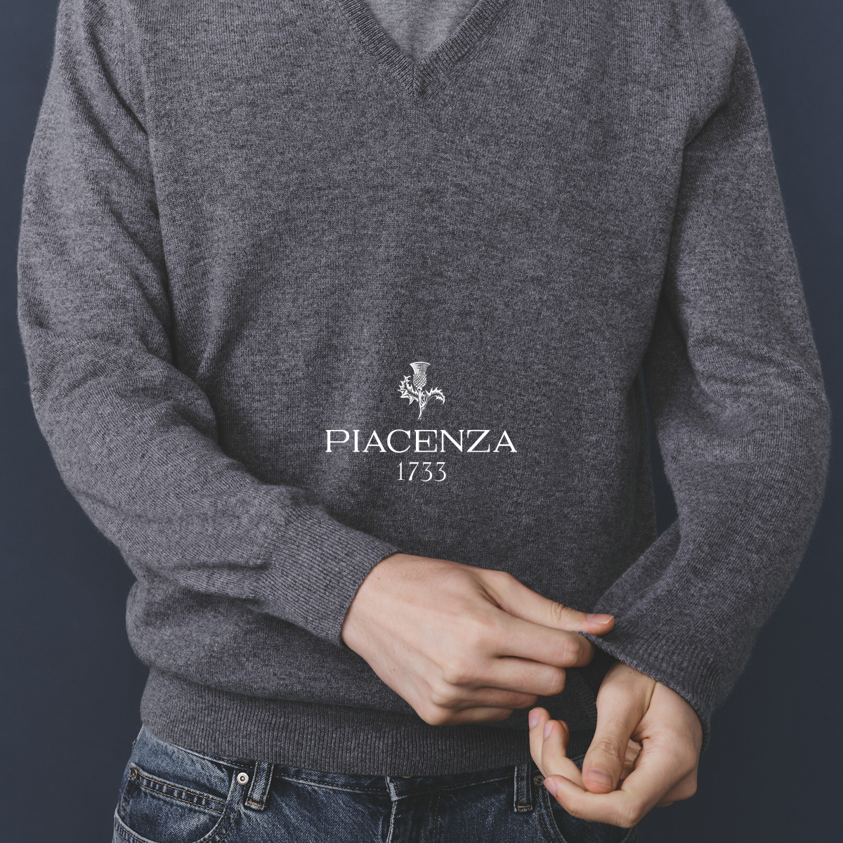 Piacenza 1733 Facebook ad: Lightweight Merino wool for the new season