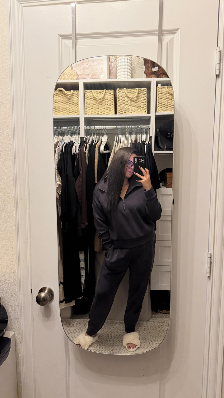 Andrea Vowels Facebook ad: ON SALE for Black Friday This was the…