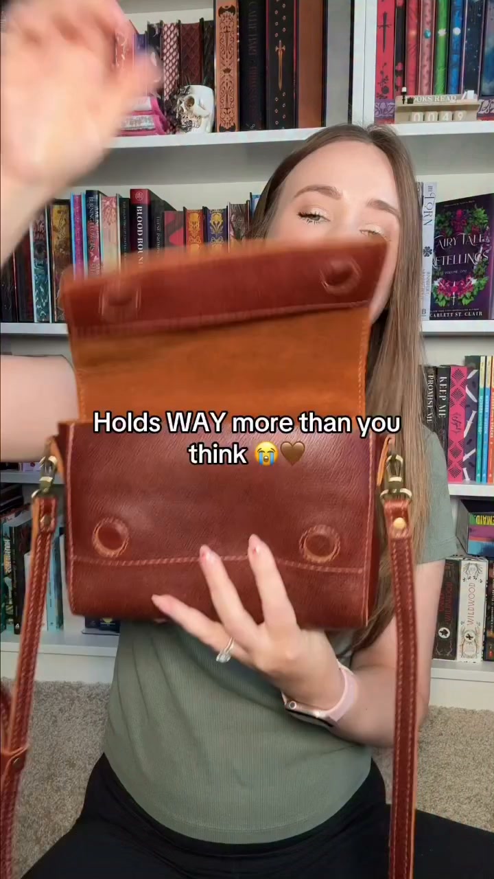 Portland Leather Goods Facebook ad: This Bag Fits Your Whole Checklist!