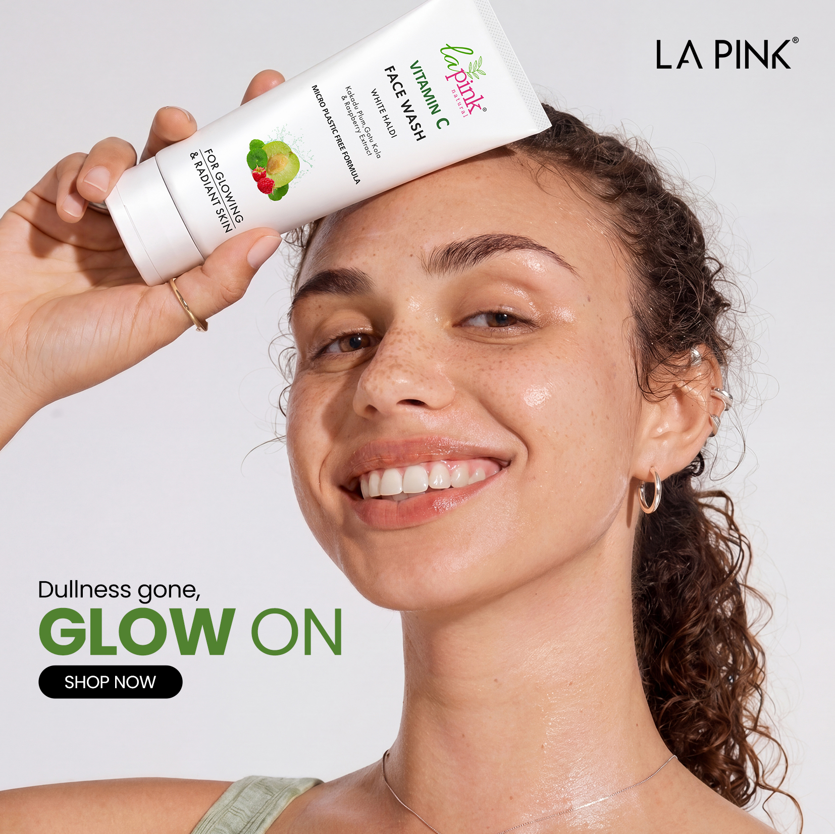 La Pink Facebook ad: Glass-like glowing skin starts with the right cleanse.
