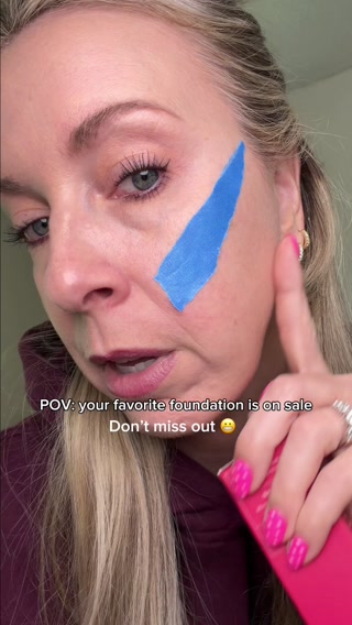 Smooche Facebook ad: The viral skin-tone adapting foundation