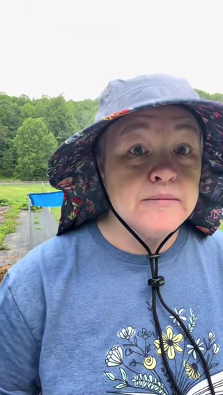 Farmers Defense Facebook ad: The Perfect Sun Hat