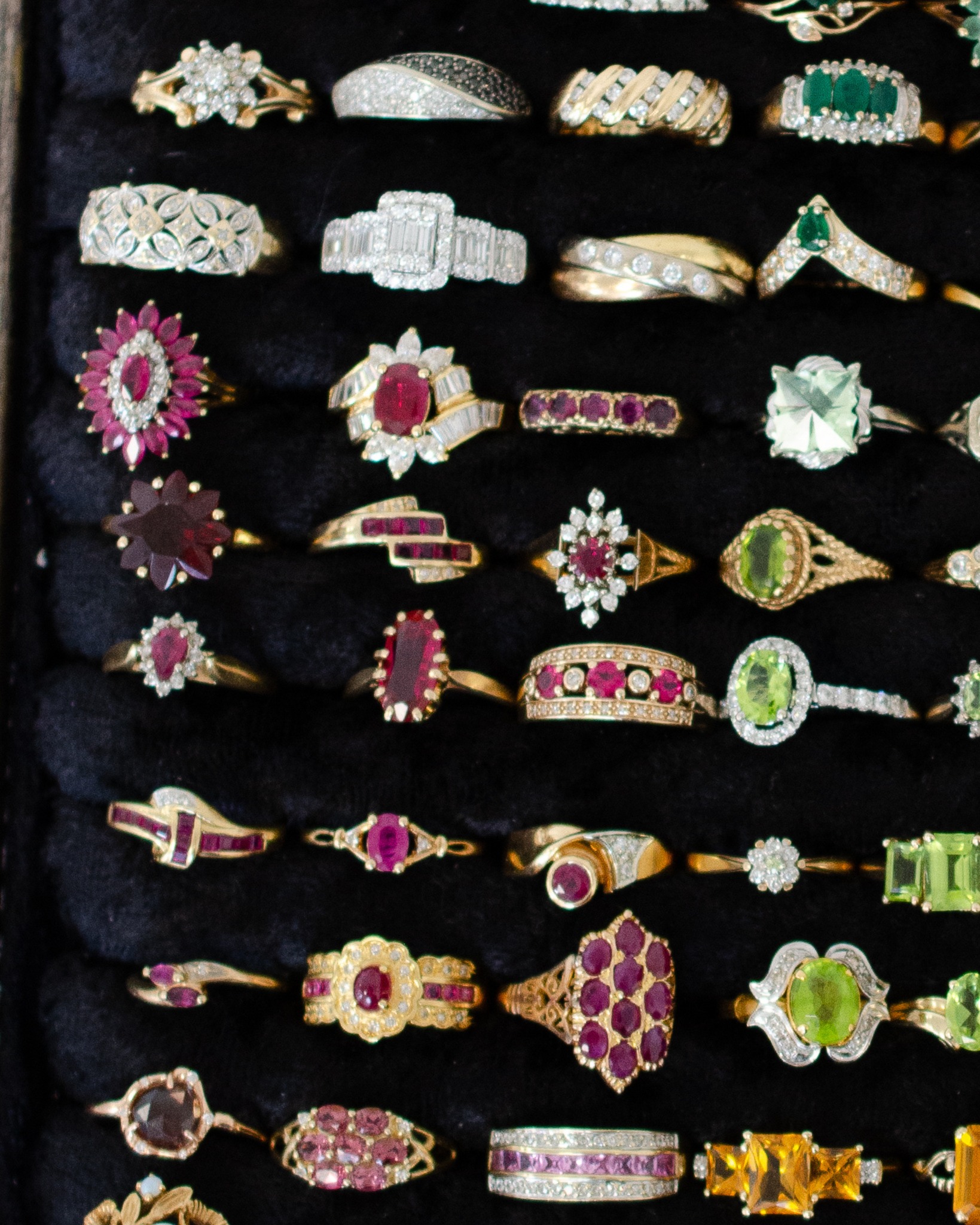 100 Ways Jewelry Facebook ad