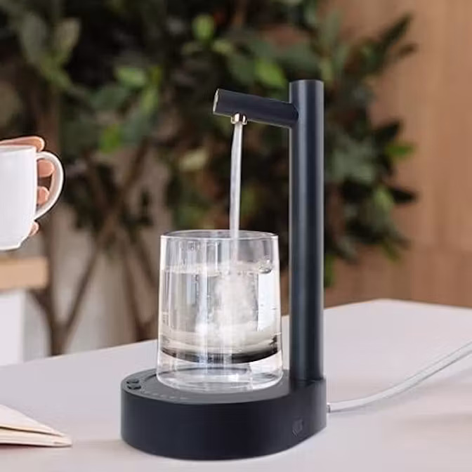 Mic Facebook ad