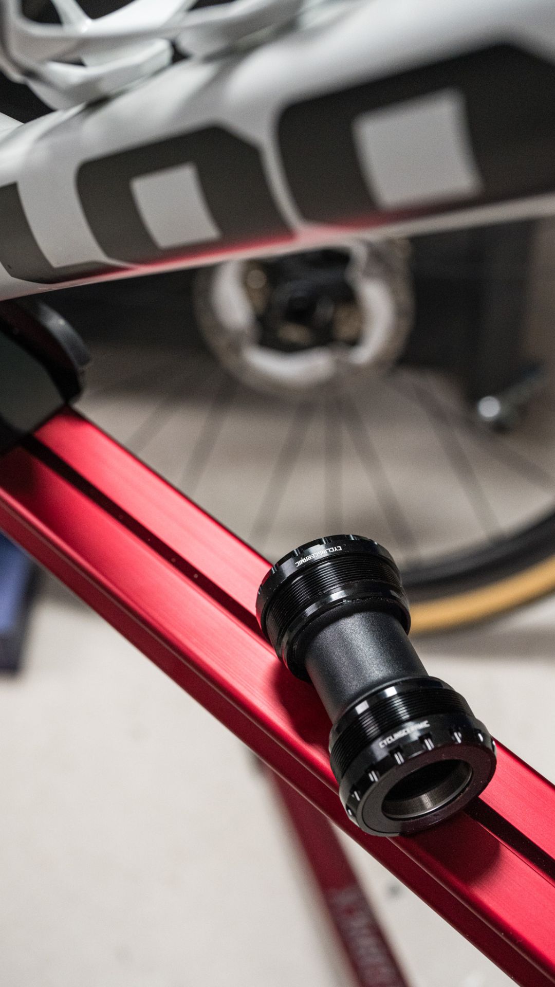 Cyclingceramic Facebook ad