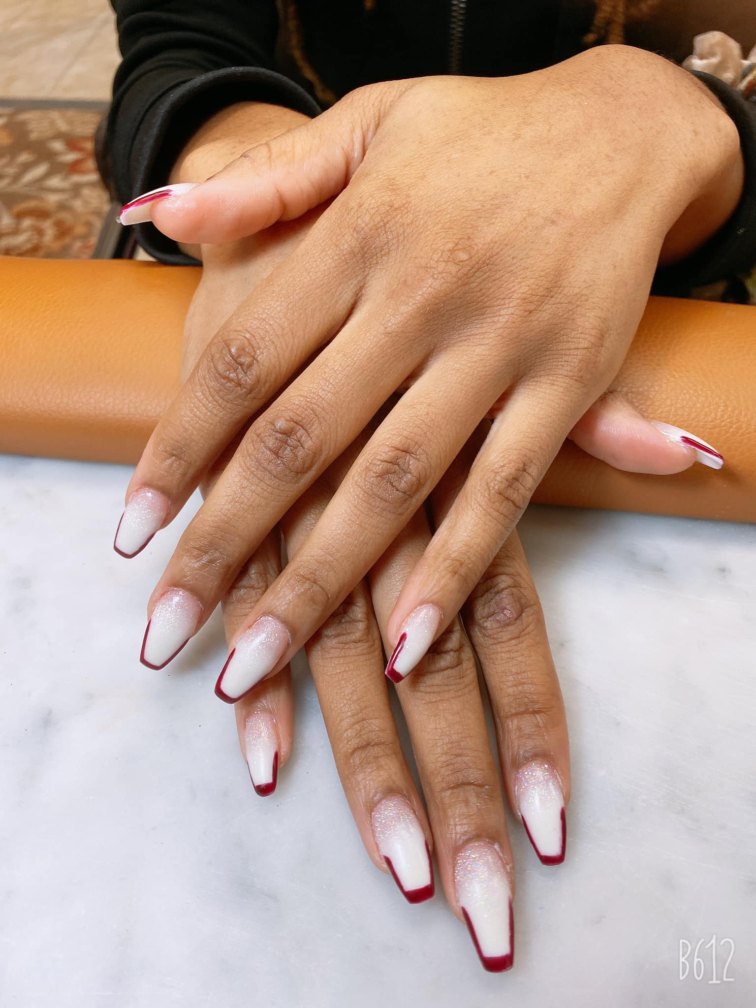 LUX SPA and NAILS Facebook ad