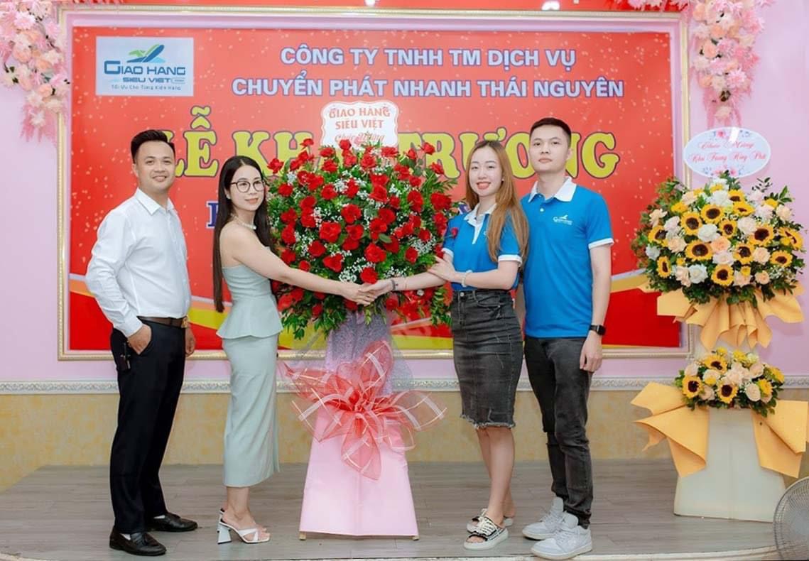 Giao Hàng Siêu Việt Facebook ad: KHỞI NGHIỆP CHỈ VỚI 15TR, THU GOM HÀNG…