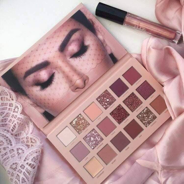 Extonic Beauty Facebook ad