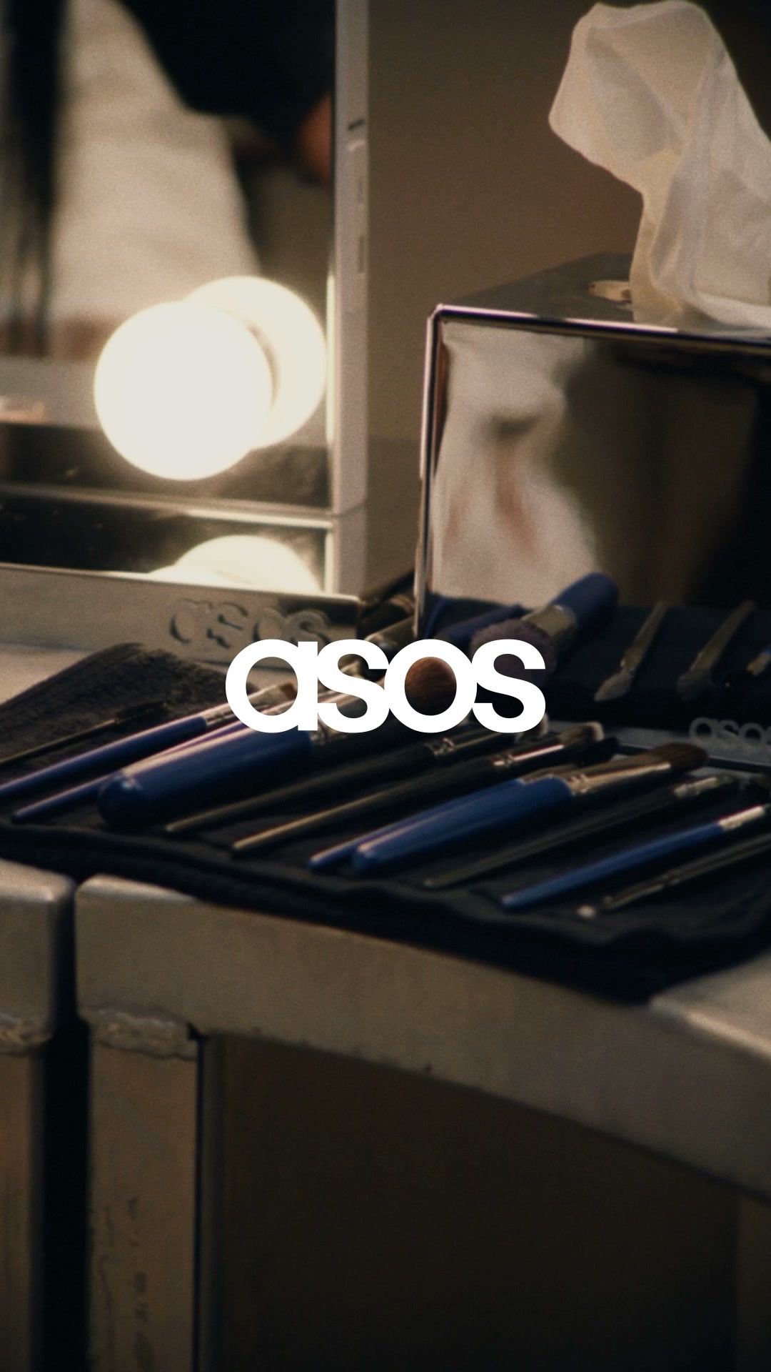 ASOS Facebook ad: Suis le conseil de Law Roach: adopte la nouvelle saison…