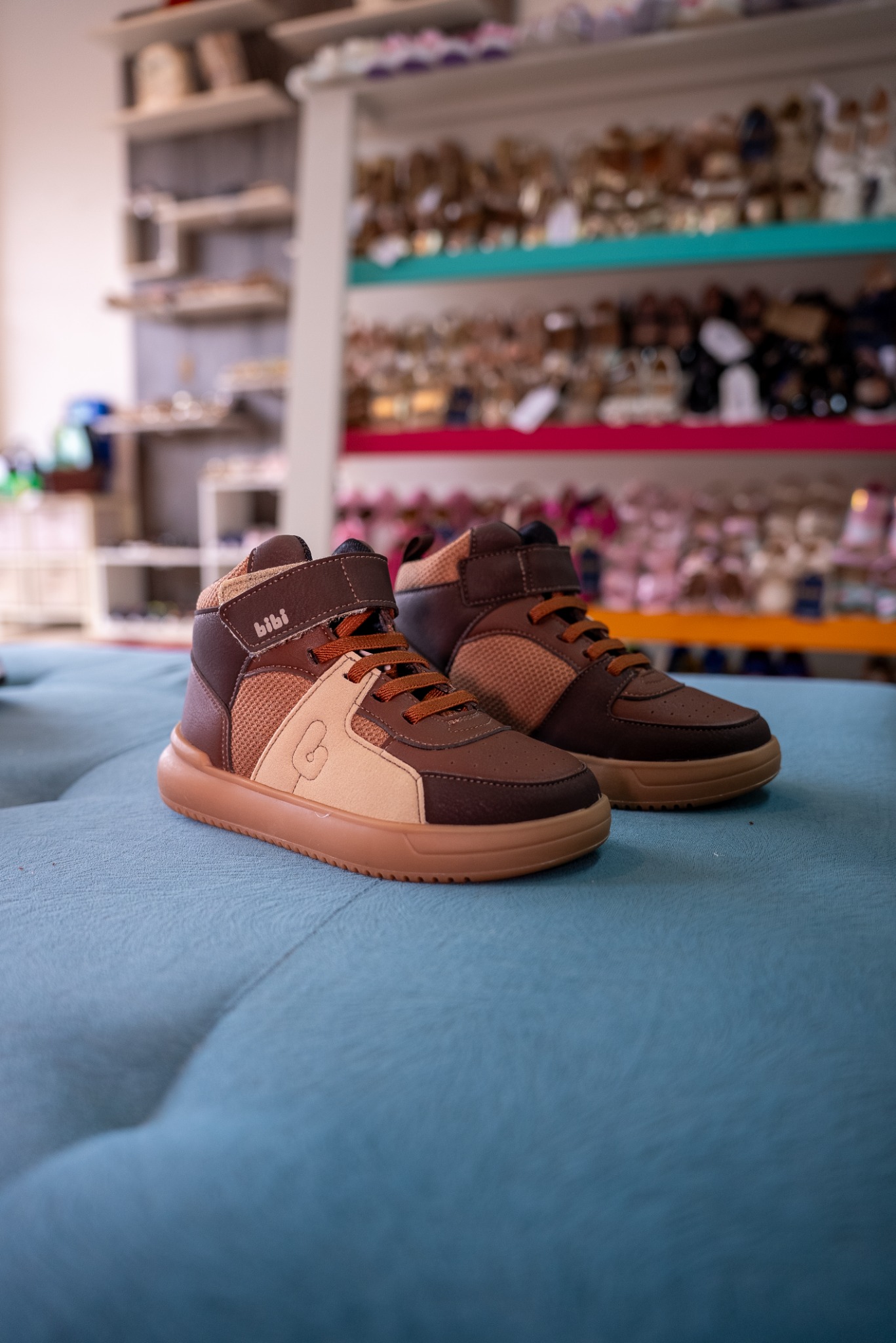 Gente Míuda Kids Shoes Facebook ad from Apr 10, 2026