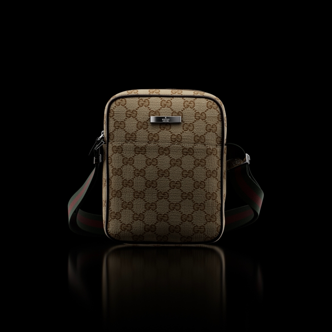 Gucci Facebook ad