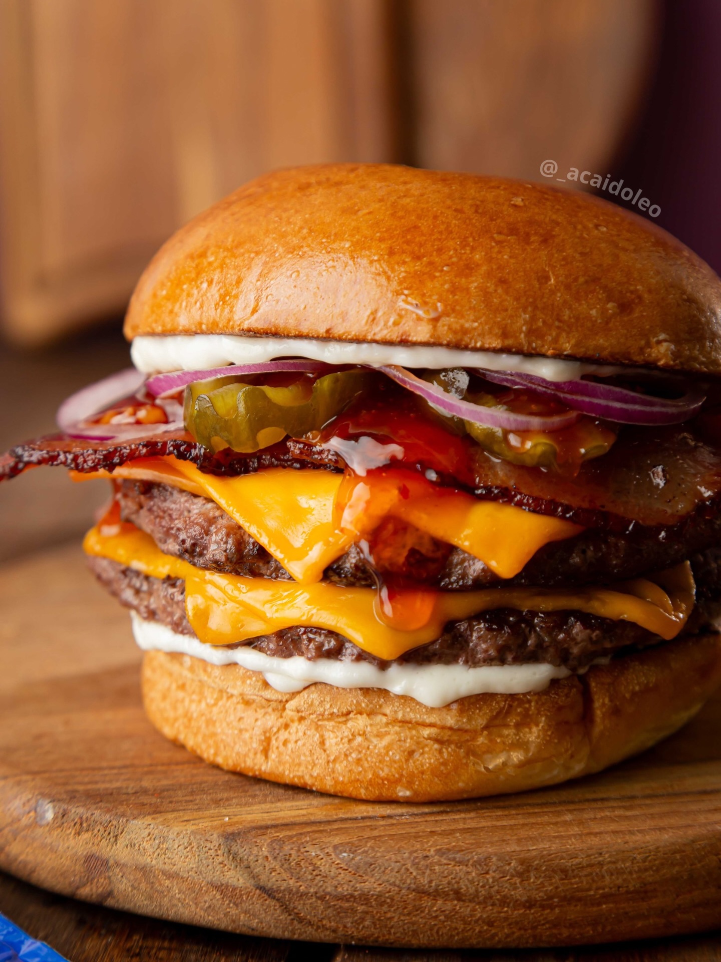 _leooburger Facebook ad