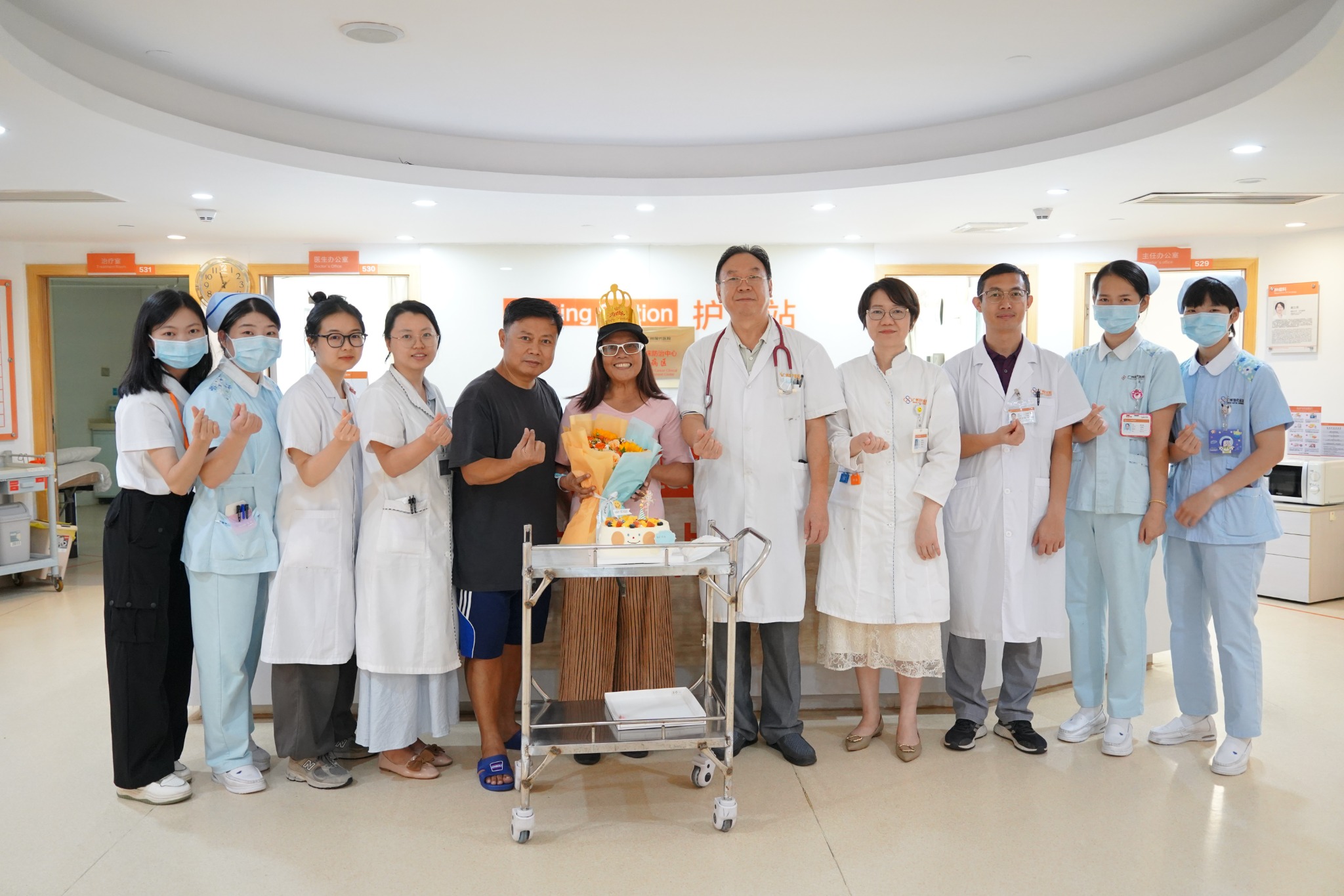 Bệnh Viện Ung Bướu St.Stamford Quảng Châu & Singapore - VPĐD Hà Nội Facebook ad: Đặt lịch hẹn bác sĩ tư vấn