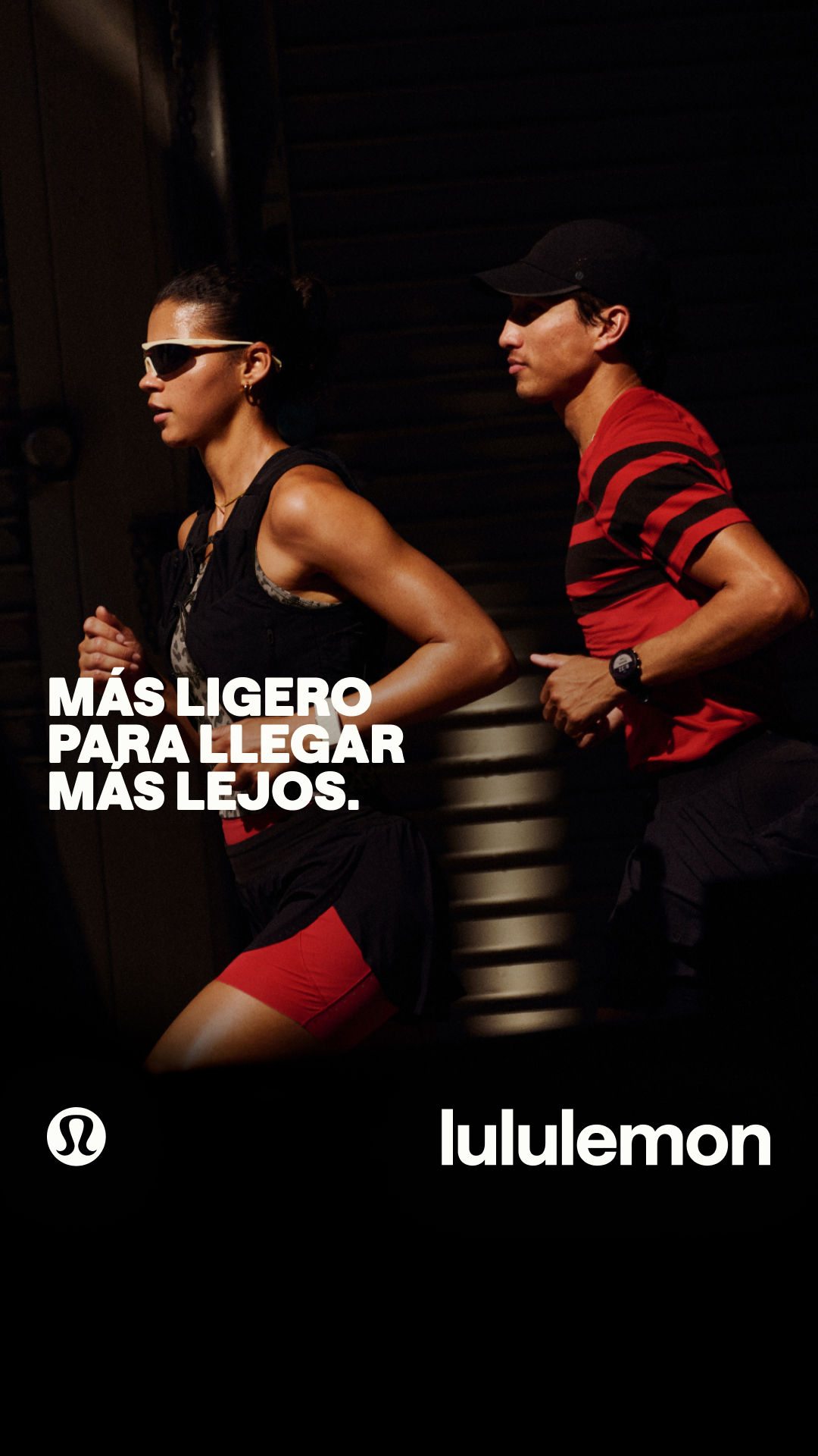 lululemon Facebook ad: Soporte ligero, kilómetro a kilómetro.