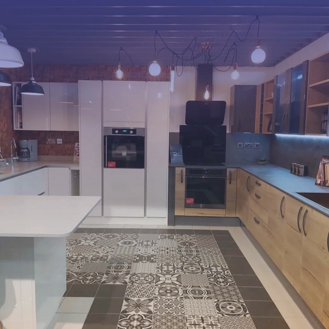 Bascs Limited Facebook ad: Luxury Kitchen Designers