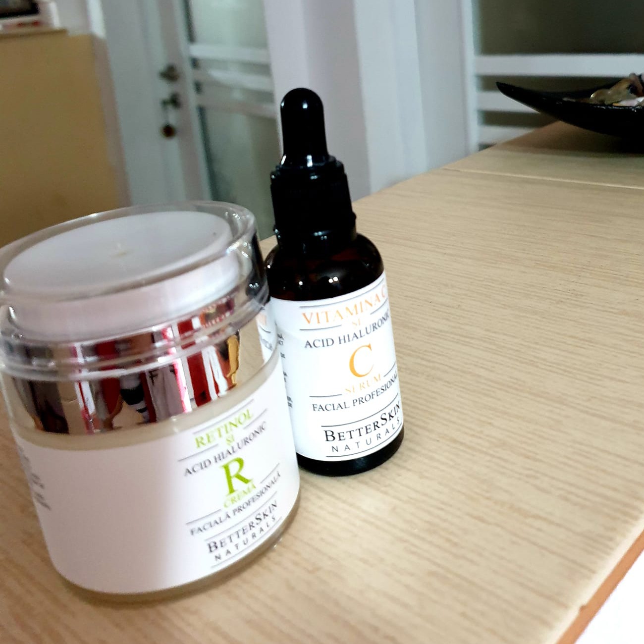 BetterSkin Romania Facebook ad: Produse Profesionale Anti-Aging BetterSkin