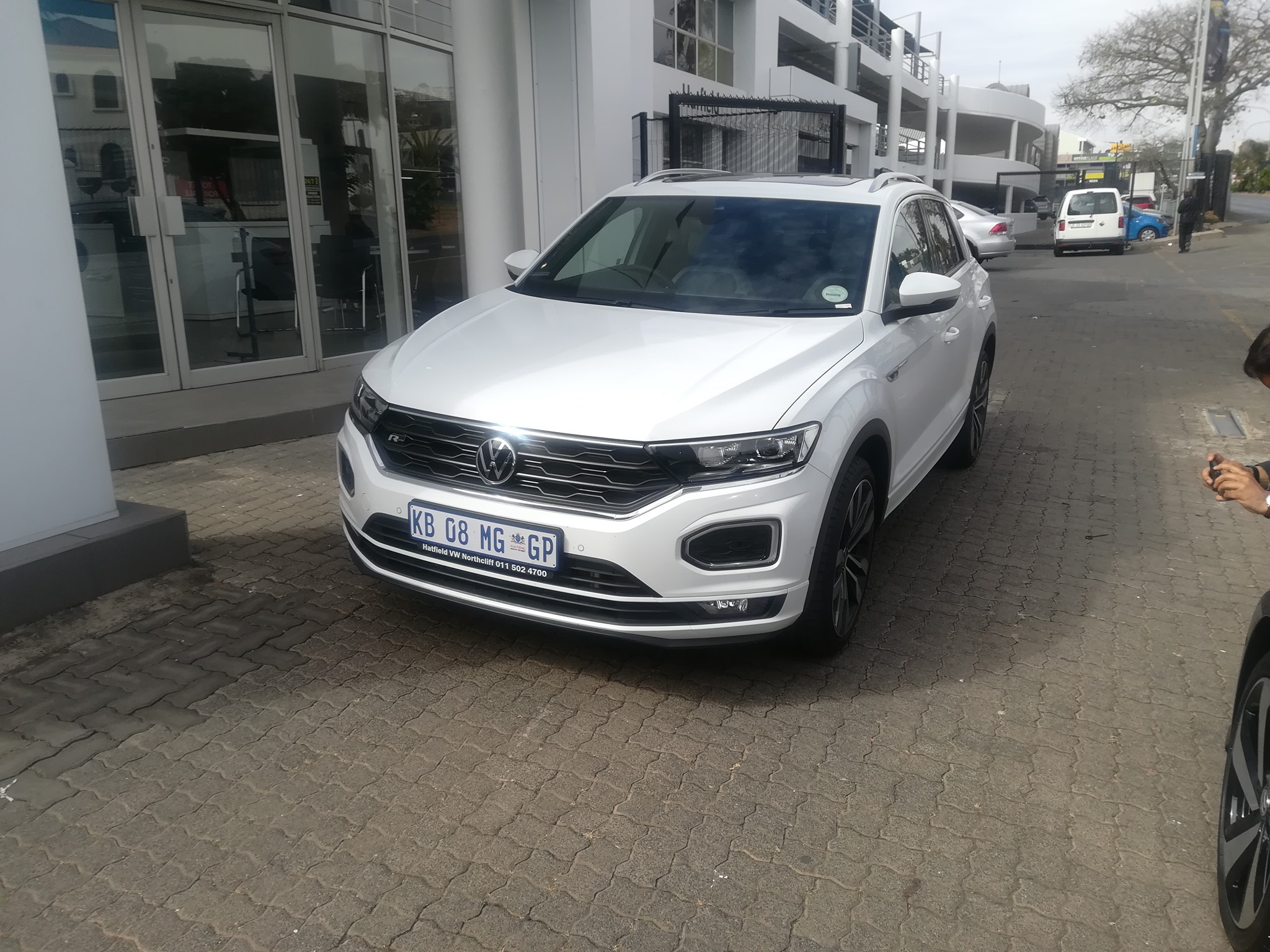 VUVU USED CARS Facebook ad: Premier Dealer Group Cars