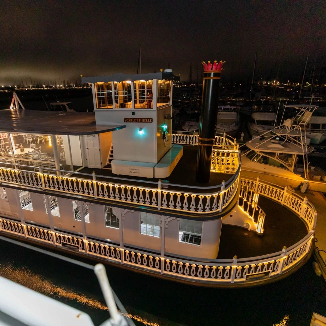 A and M Private Yacht Events Facebook ad: Enjoy Special Moments on a Scenic Cruise