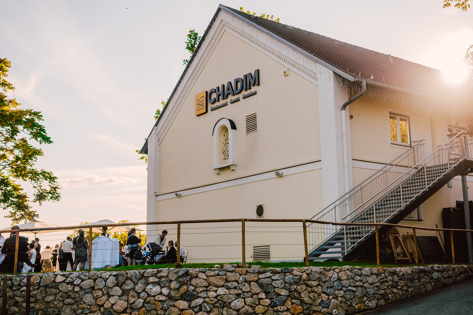 Das Chadim Facebook ad: Seminarlocation am Wienerbergsee