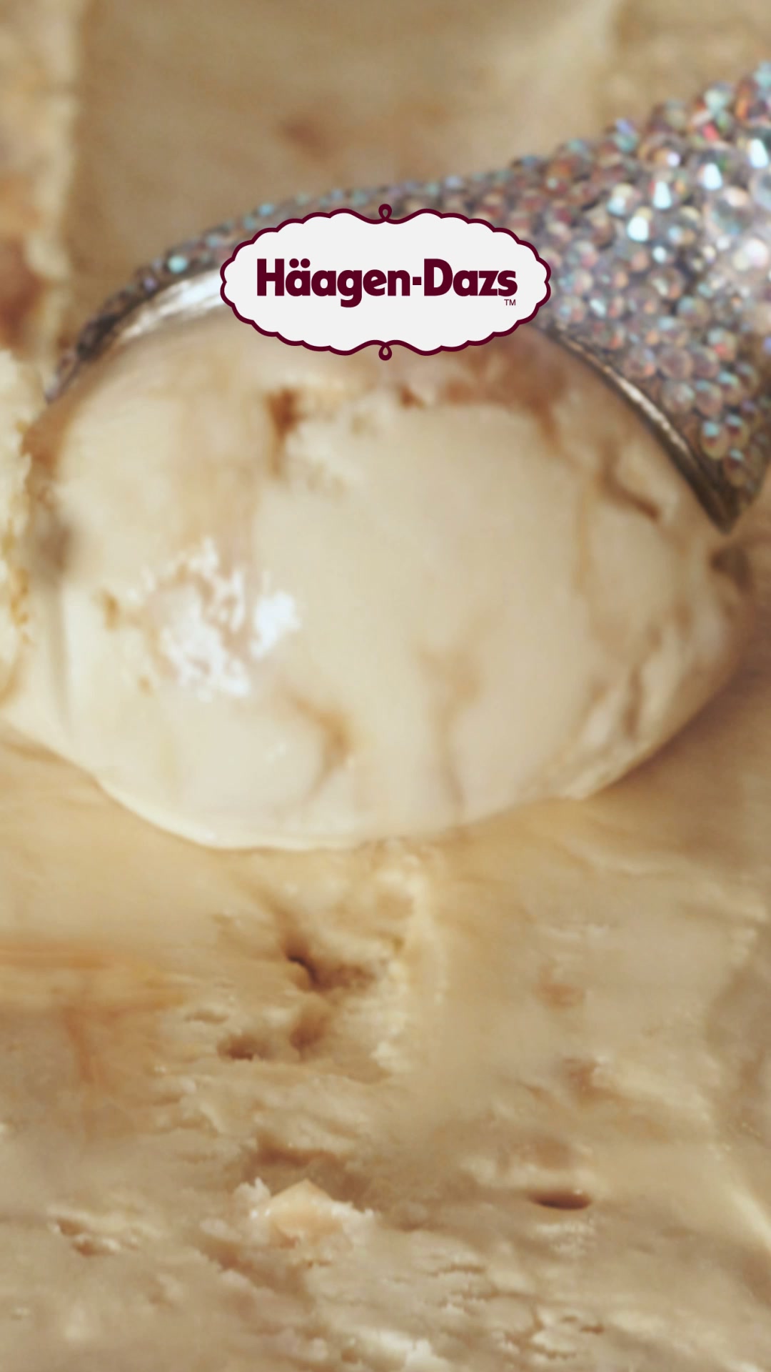 Häagen-Dazs Facebook ad: Häagen-Dazs. Deliberately rich.