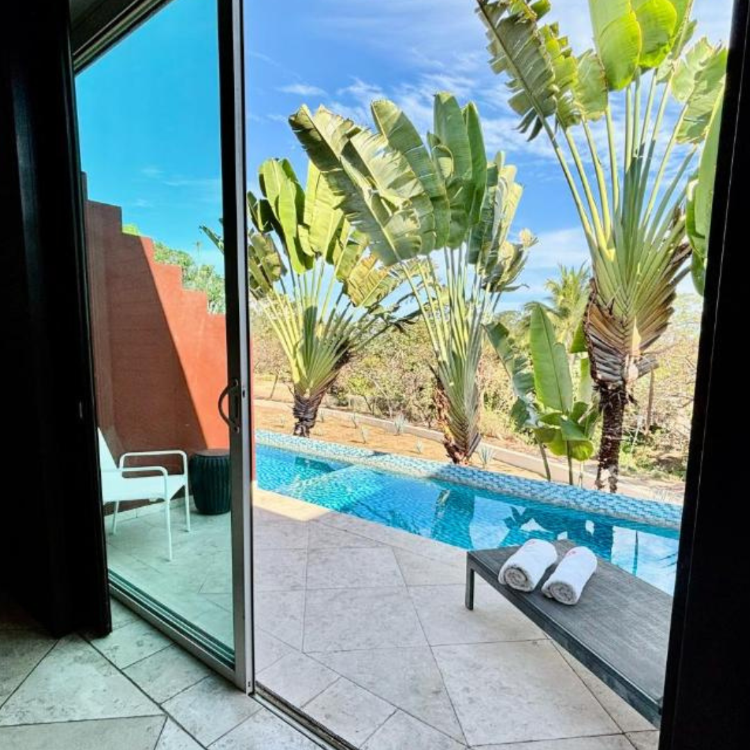 Park Life Properties Facebook ad: Vive una experiencia única en Hacienda San Pancho…