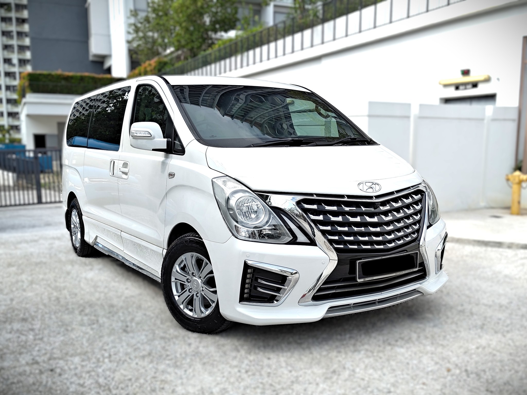SunMing Motor Sdn Bhd Facebook ad: 2018 HYUNDAI GRAND STAREX 2.5 ROYALE PREMIUM (A)…