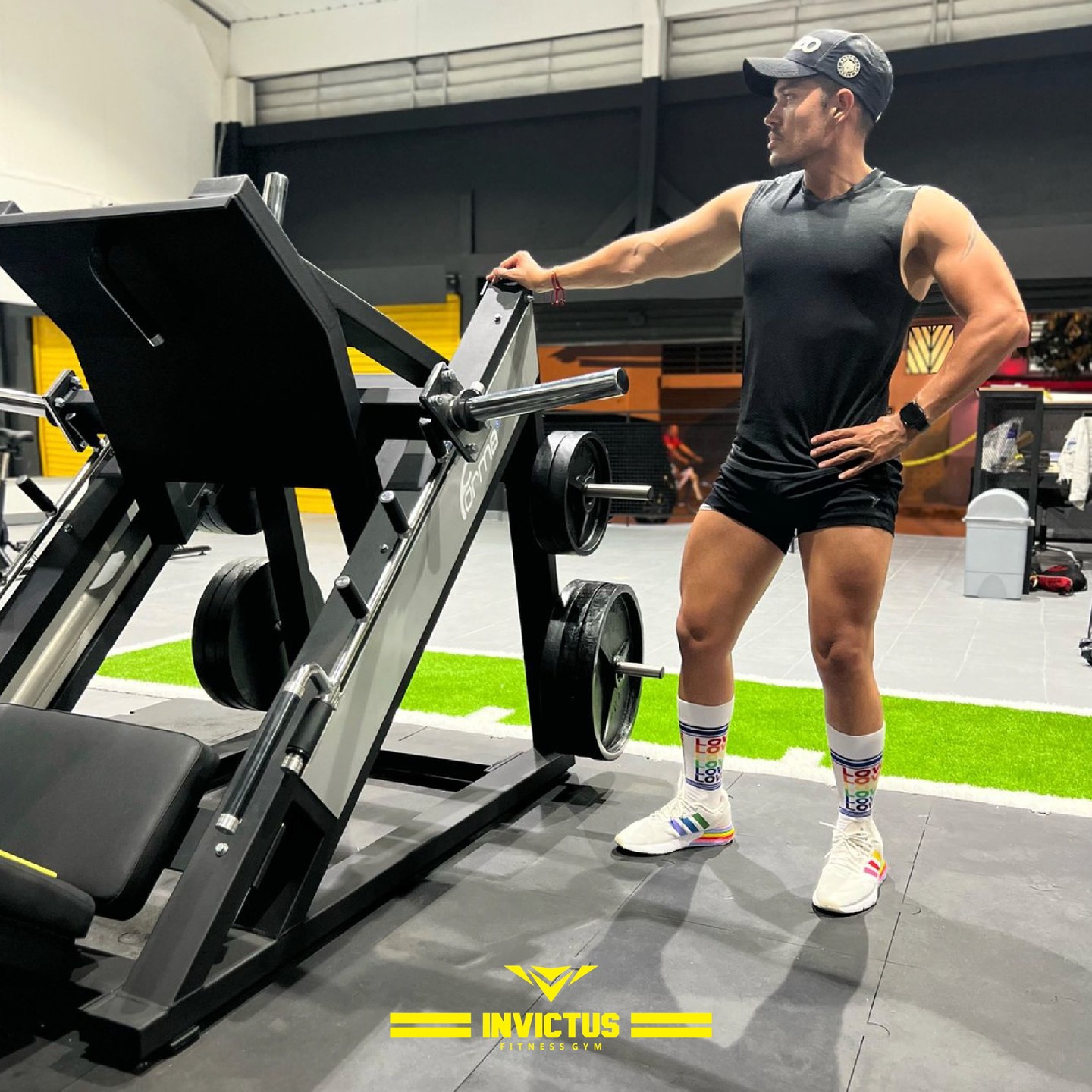 Invictus Facebook ad: Los logros no son magia, es trabajo duro…