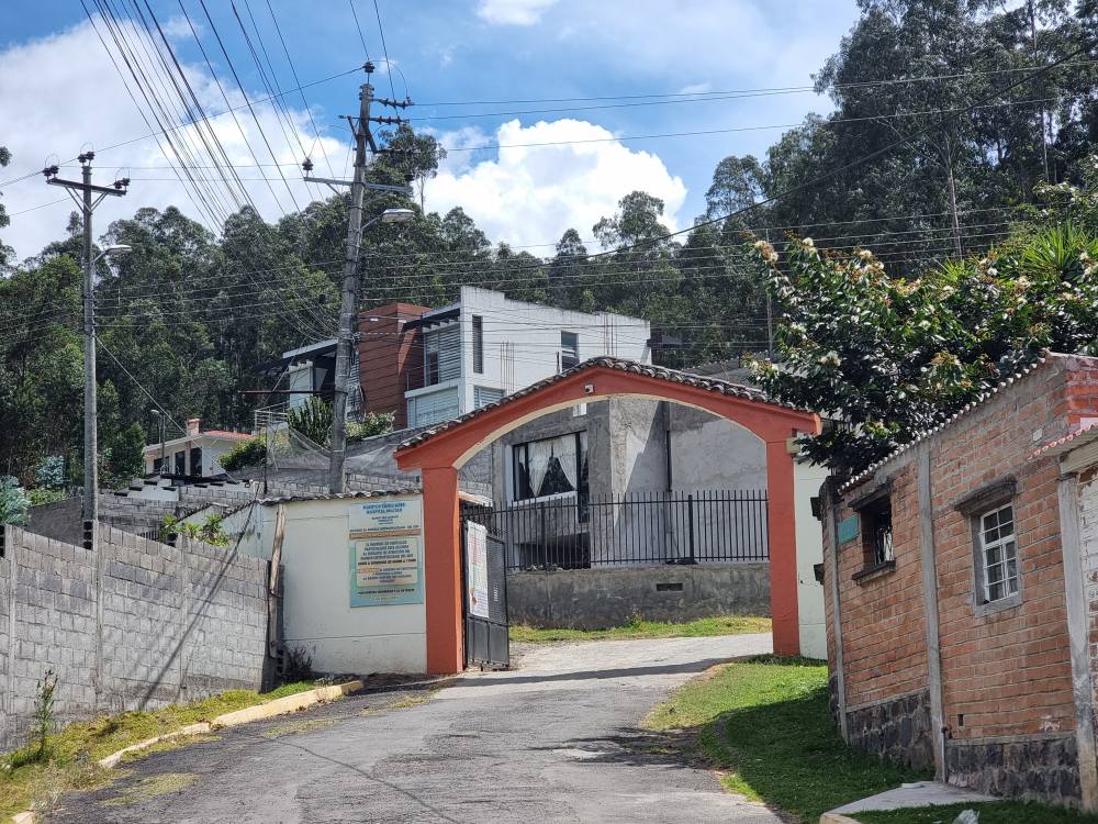 Diego Esteban Facebook ad: Vendo terreno Conocoto