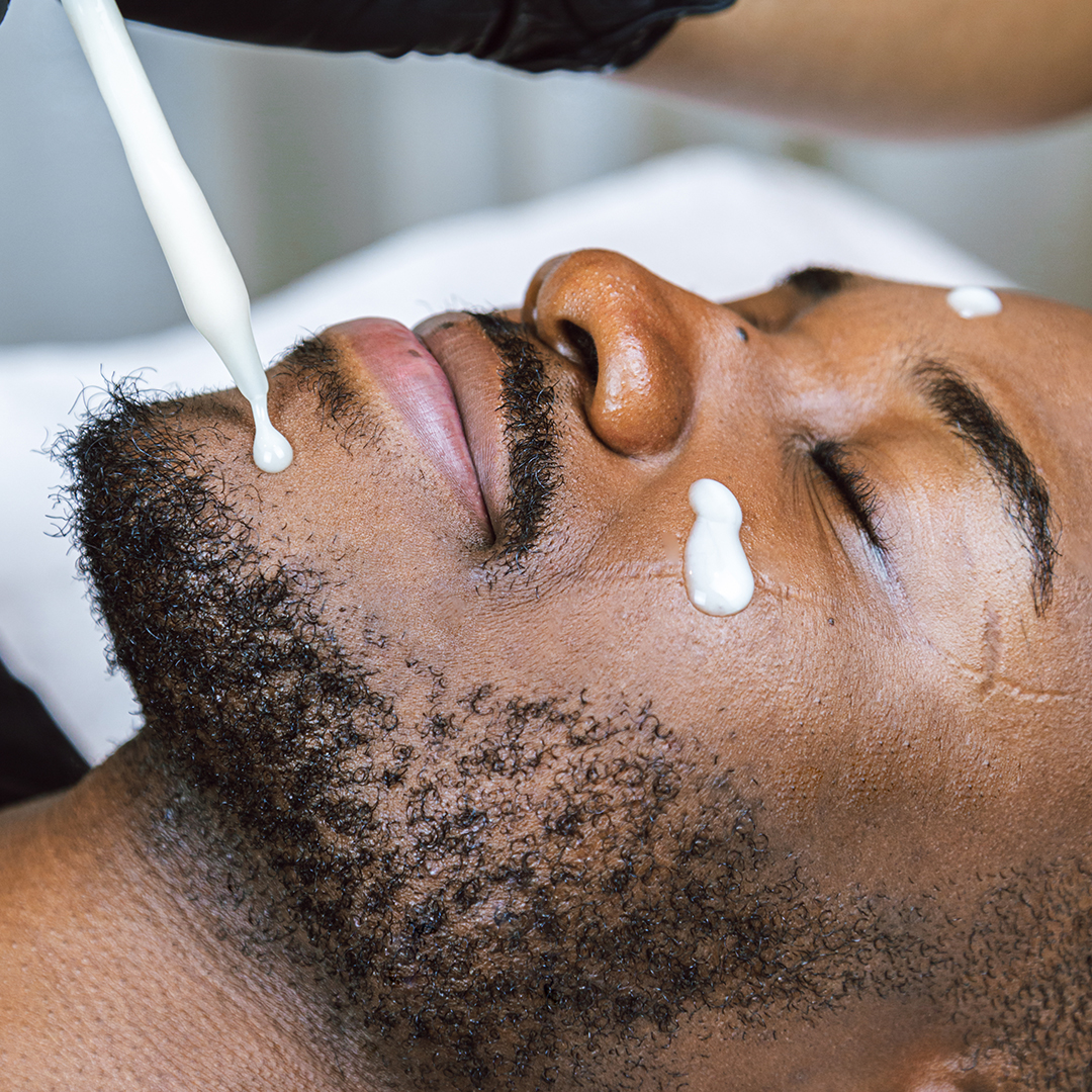 Silver Mirror Facial Bar Facebook ad