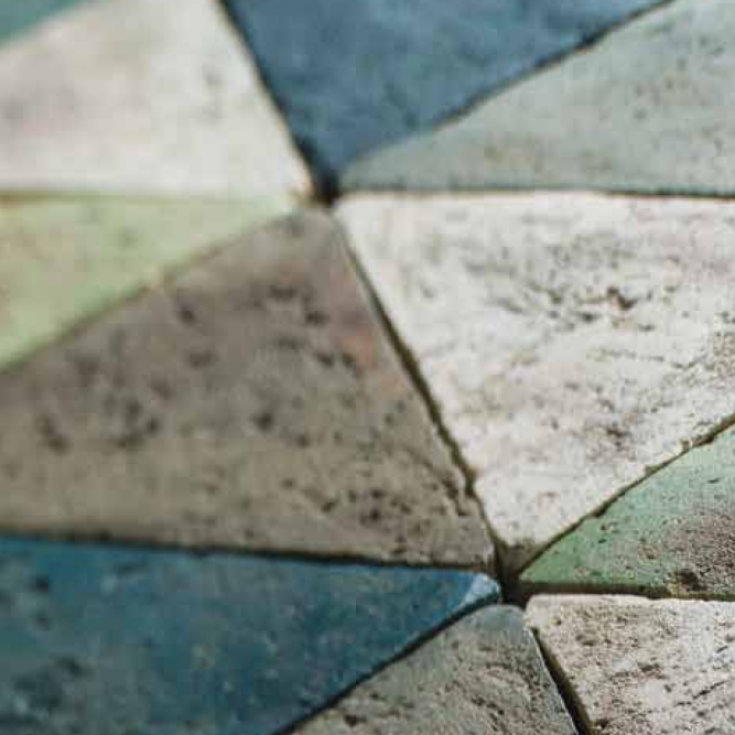 HUS Milano Facebook ad: Superfici, pavimenti e finiture d'eccellenza per interior…