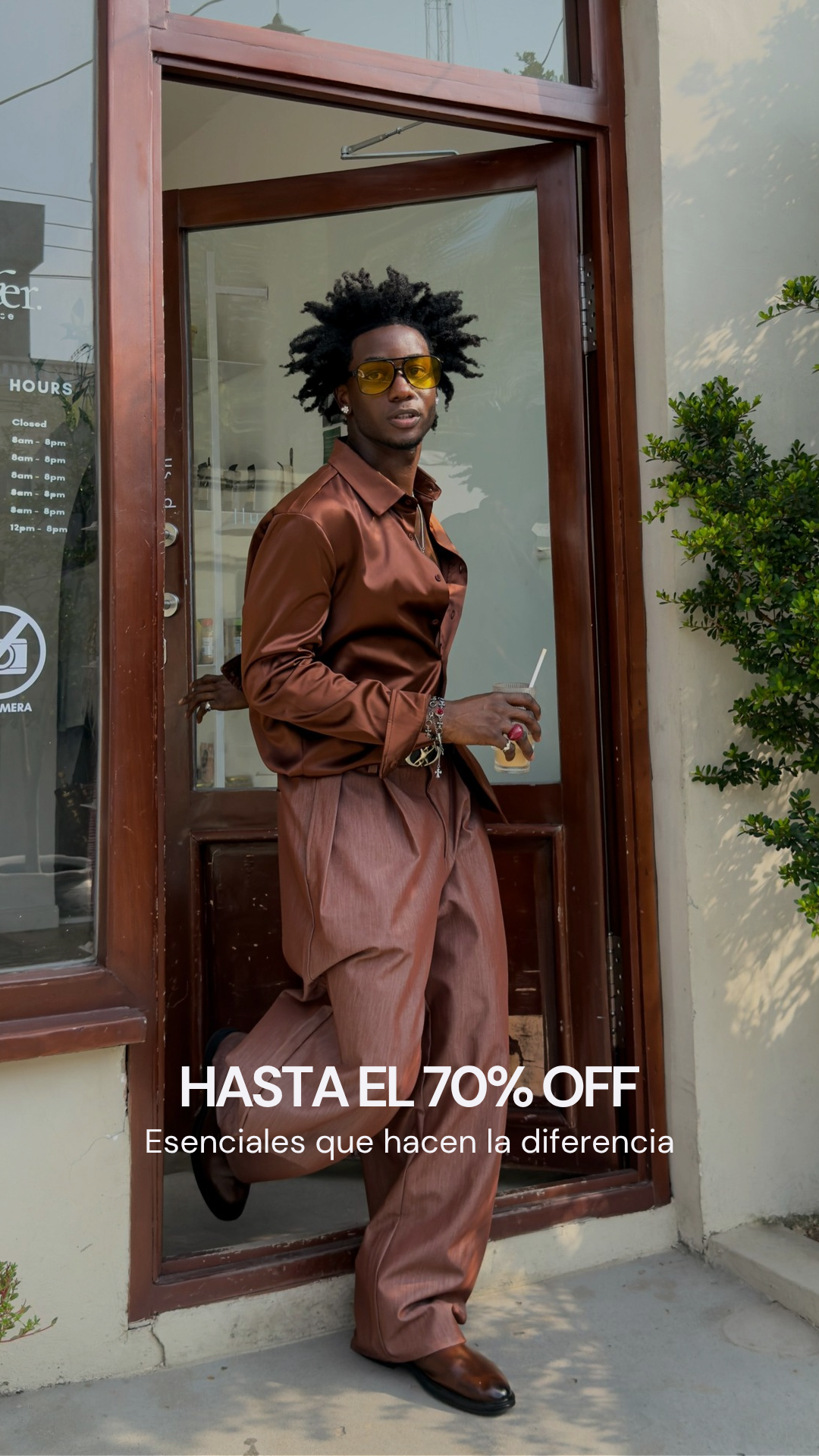 Fashion Nova Facebook ad: Envíos de 1-2 días