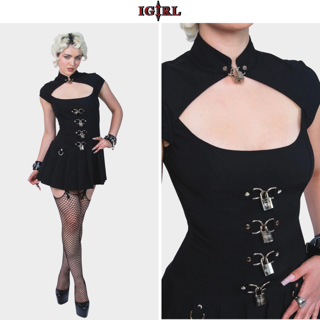 Internet Girl Facebook ad: ur closet wants attention ♡ shop coveted iGirl…