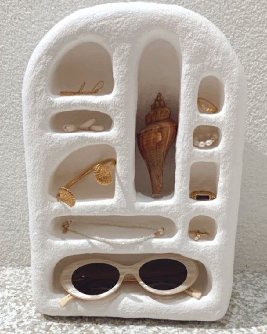 scarlet_treasure2024 Facebook ad: Wall Decor Organizer Handmade pottery