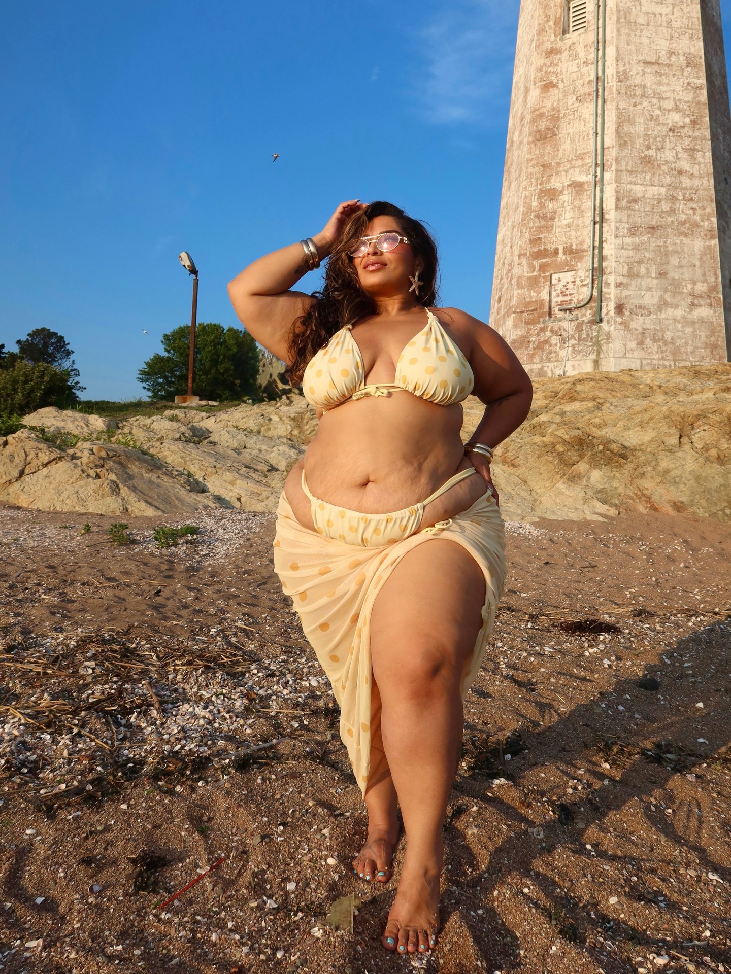 Fashion Nova Curve Facebook ad