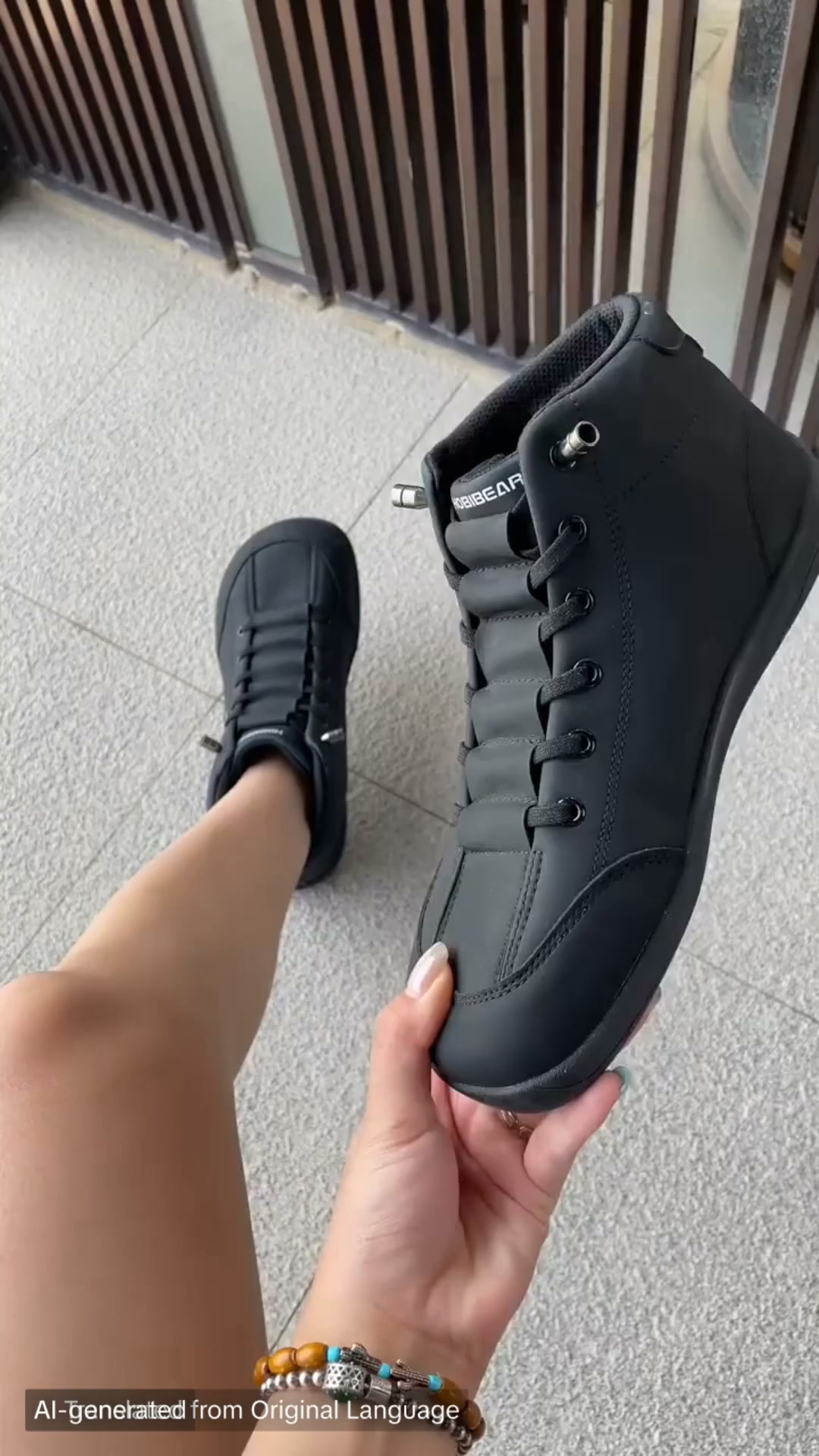 hobibear.de Facebook ad: Herbst-Sale | Bis zu 45 % Rabatt auf Barfußschuhe
