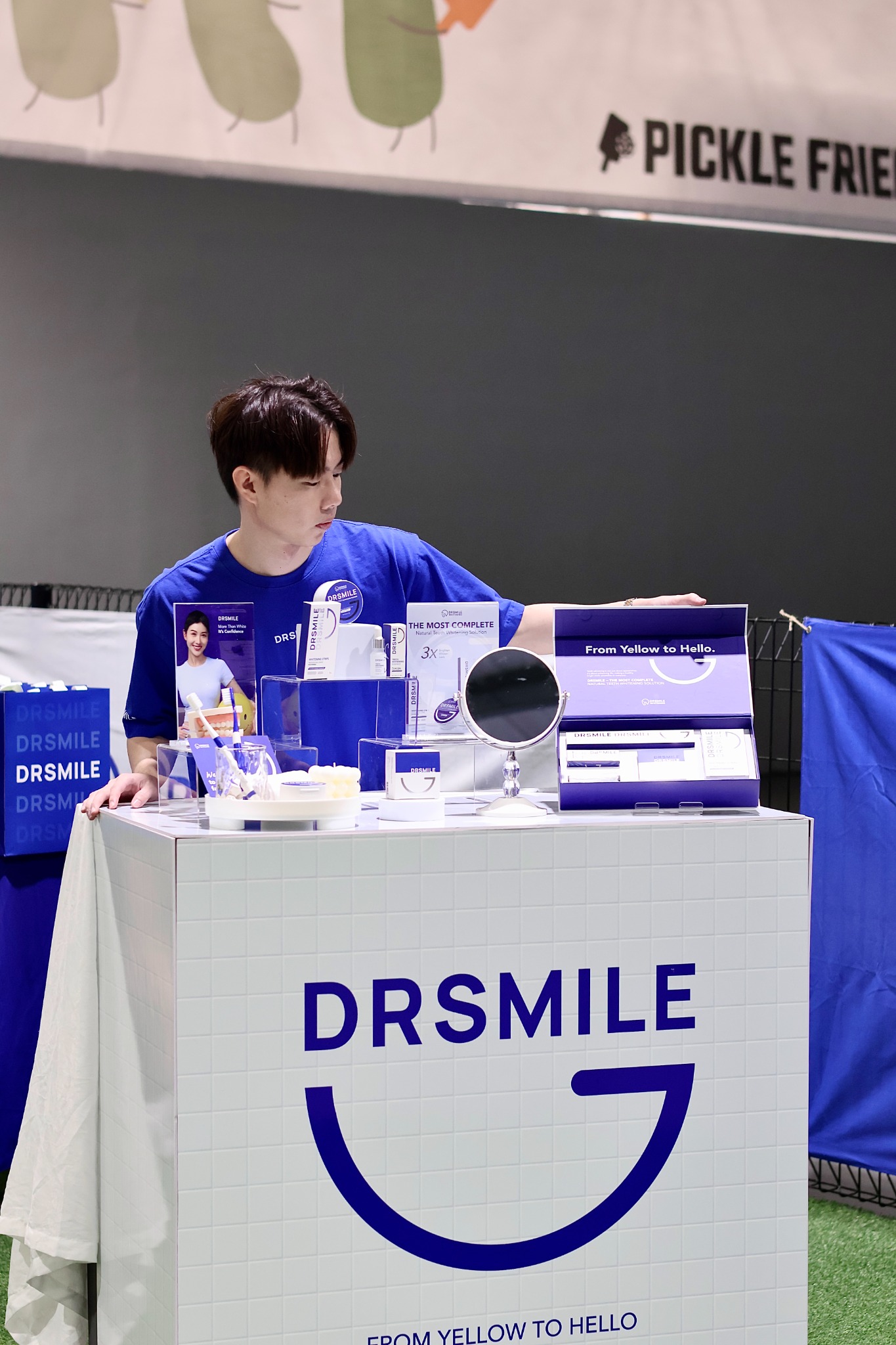Dr Smile Whitening Facebook ad
