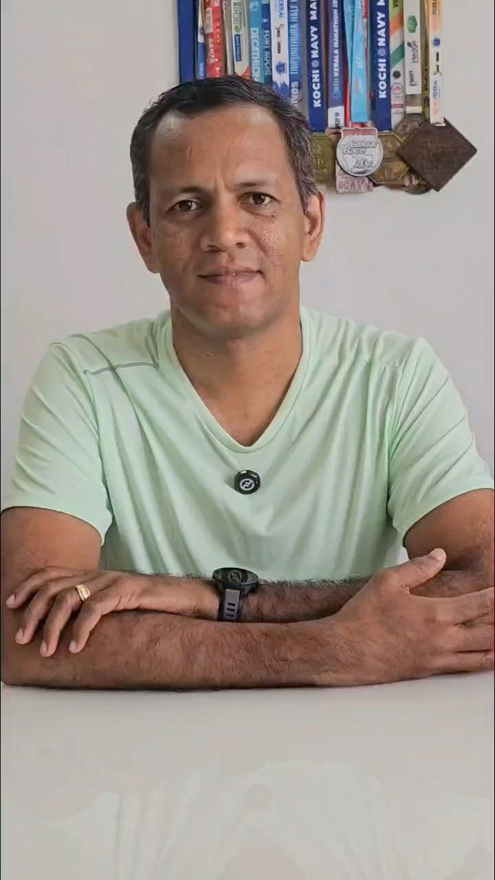 Fit with Sreelal Facebook ad: Chat with us